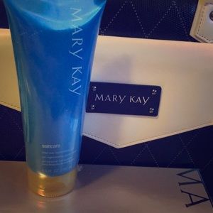 New in plastic Mary Kay after sun replenishing gel